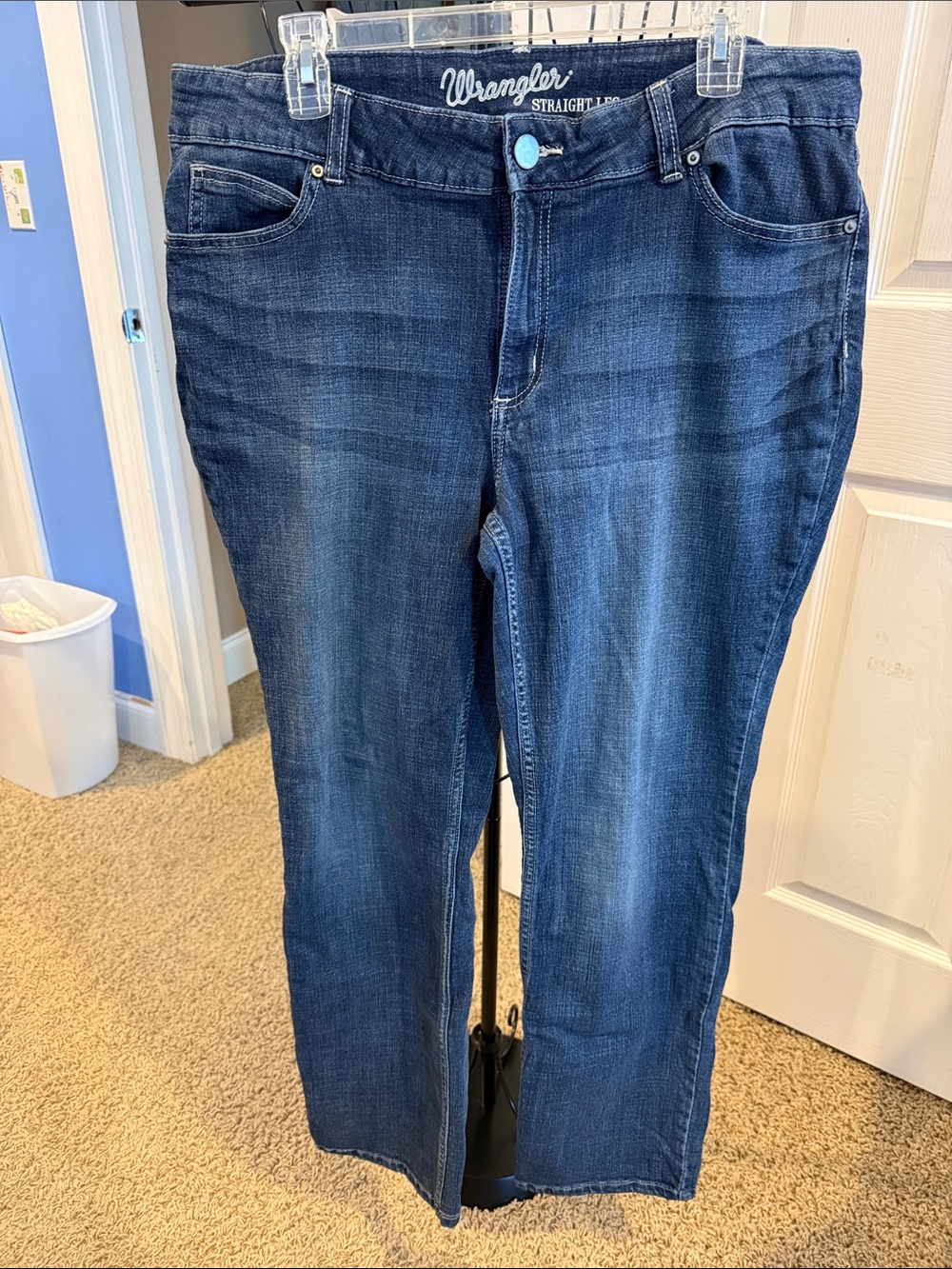 Wrangler Women's Straight Leg Jeans - Dark Indigo Blue 18 W x 32 Long